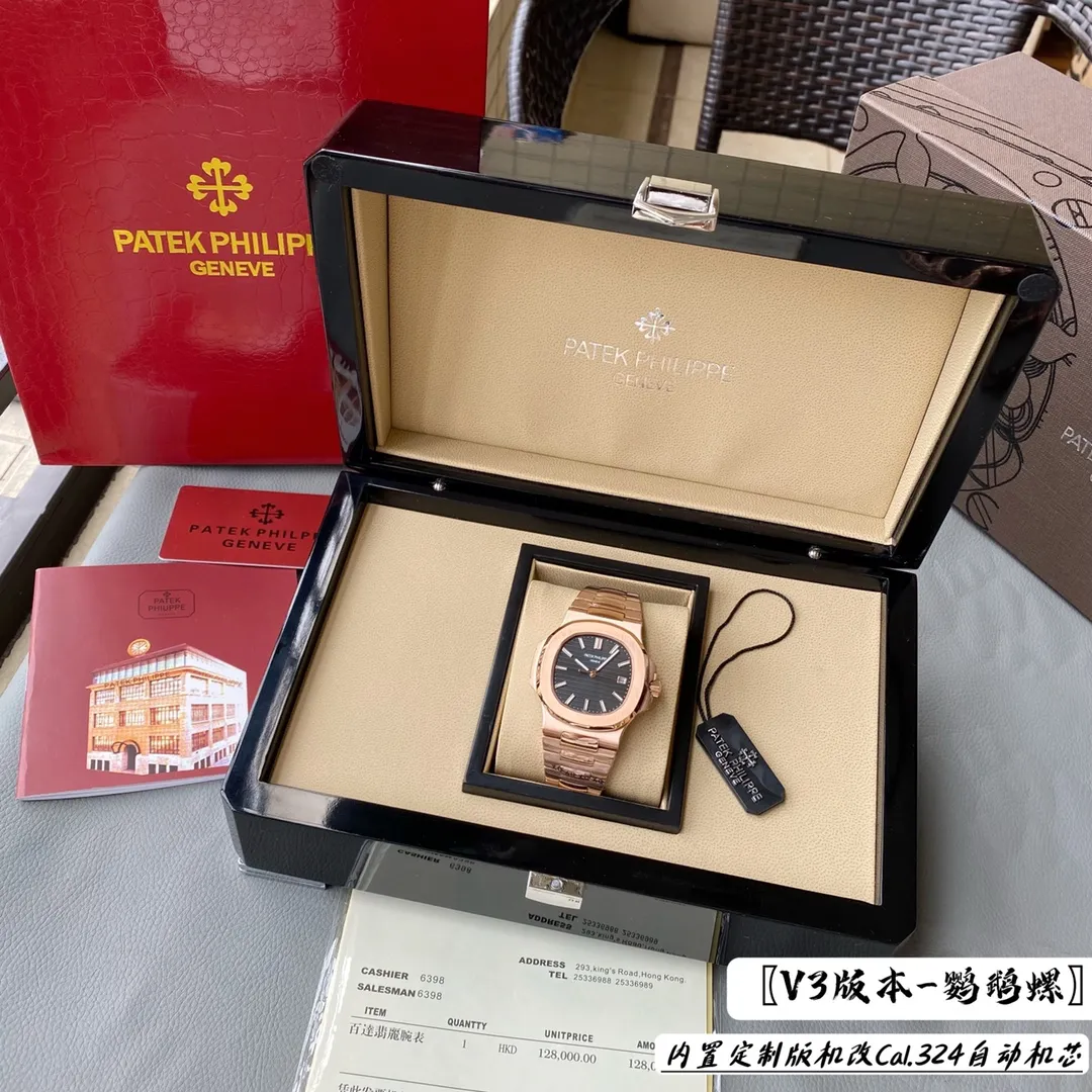 【High-end replica】💰1300! 【Top Replica】💰Private chat! Patek Philippe-Nautilus Ref.5711 has arrived, the best detoxification solution on the Internet! Details: 1⃣️With customized version of Cal.324 automatic movement. 2⃣️316L customized ergonomic watch strap! The case has a clear steel stamp 3⃣️The beads in the steel band are diamond-shaped, which is consistent with the genuine product. 4⃣️Diameter 40 mm. Wearing 5711/1A not only shows youthful vitality, but also exudes a strong sense of calmness from the inside out. It is a well-deserved "King of Steel Watches"! Welcome for your tasting!